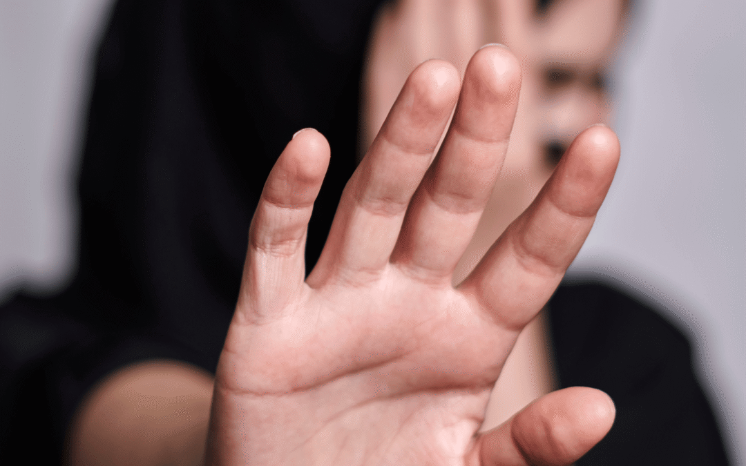 Por que estamos tão raivosos? O papel do ressentimento masculino na violência contra mulheres.