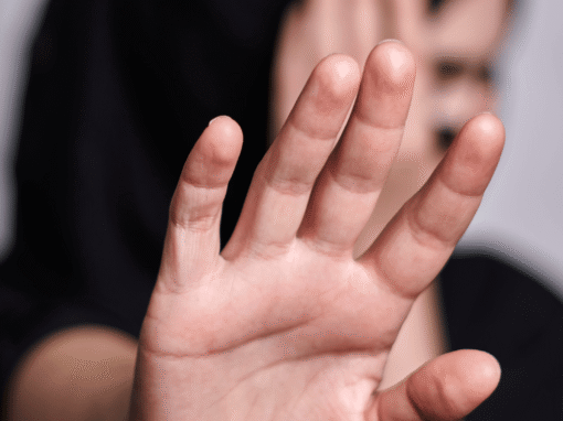 Por que estamos tão raivosos? O papel do ressentimento masculino na violência contra mulheres.