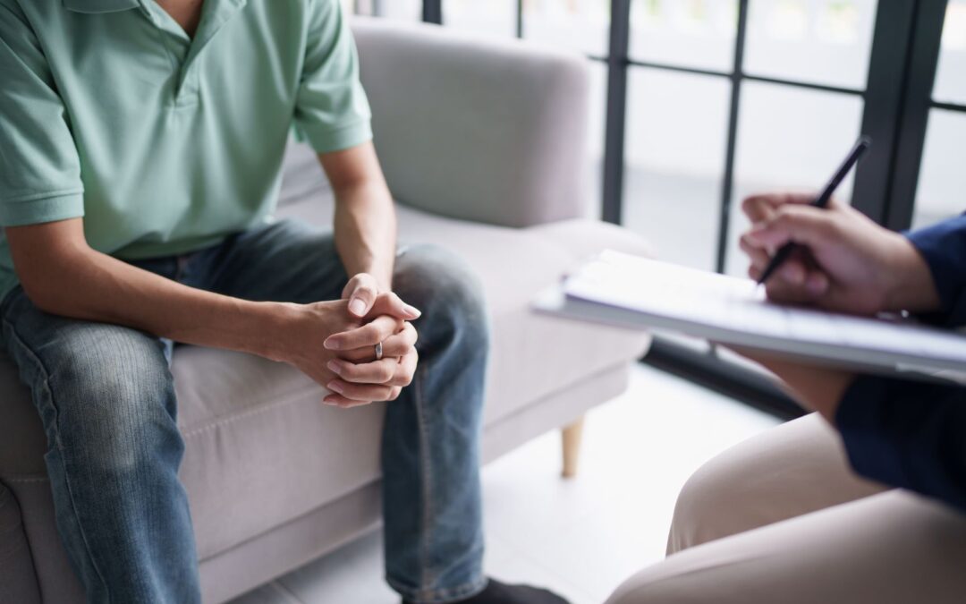 O que realmente acontece quando um homem decide sentar e falar sobre si?